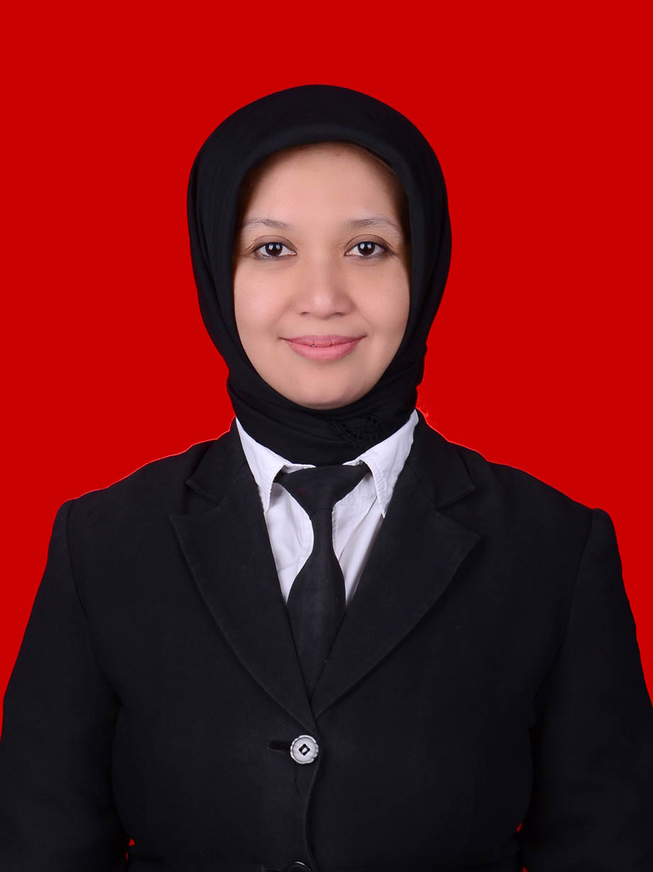 Foto Dr. LULUK ELYANA, M.Si.