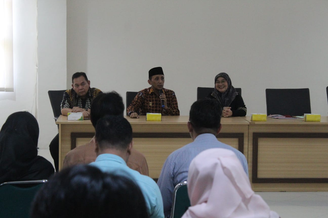 Universitas Ivet Bergerak Menuju Unggul