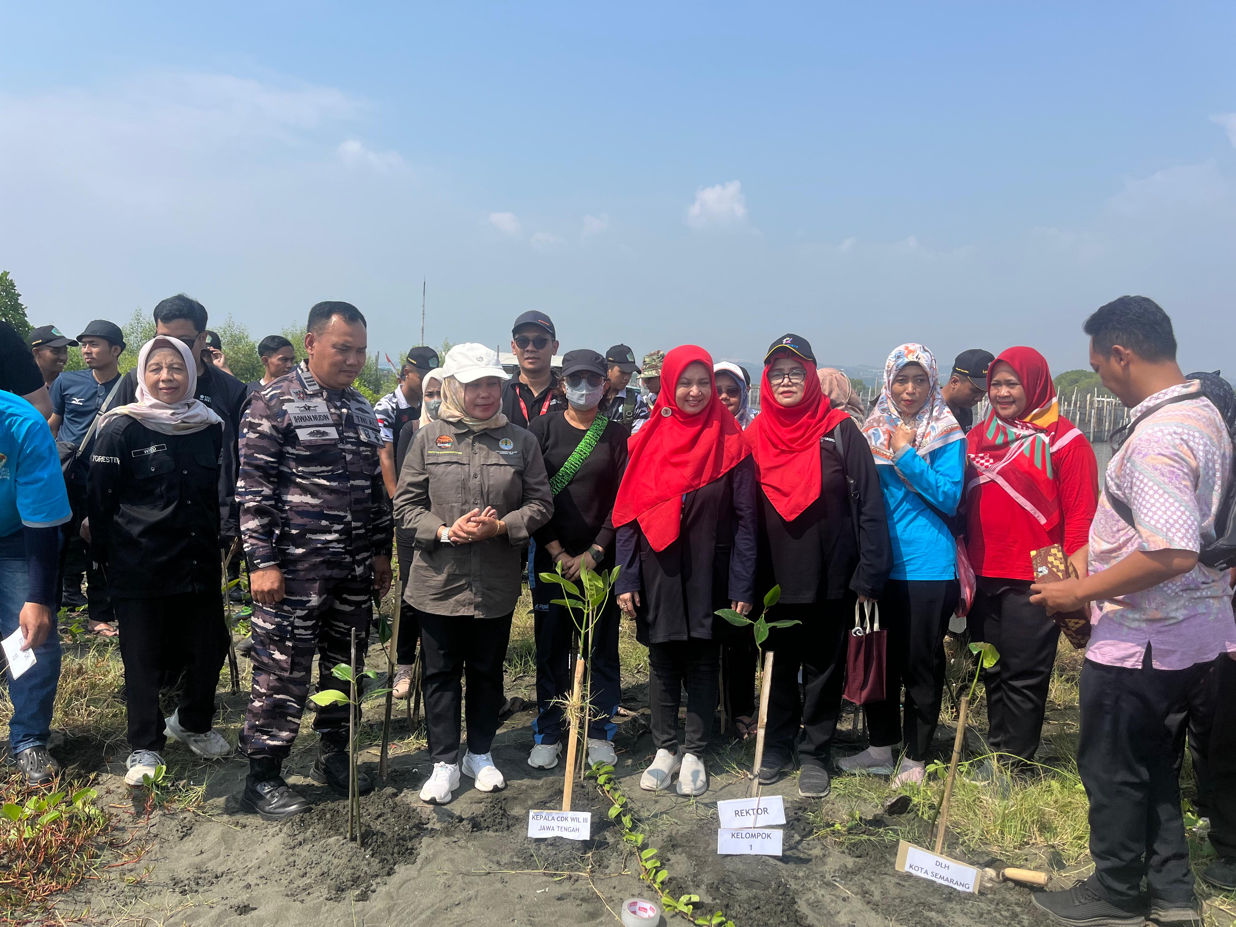 Maknai Kemerdekaan dengan Melestarikan Lingkungan